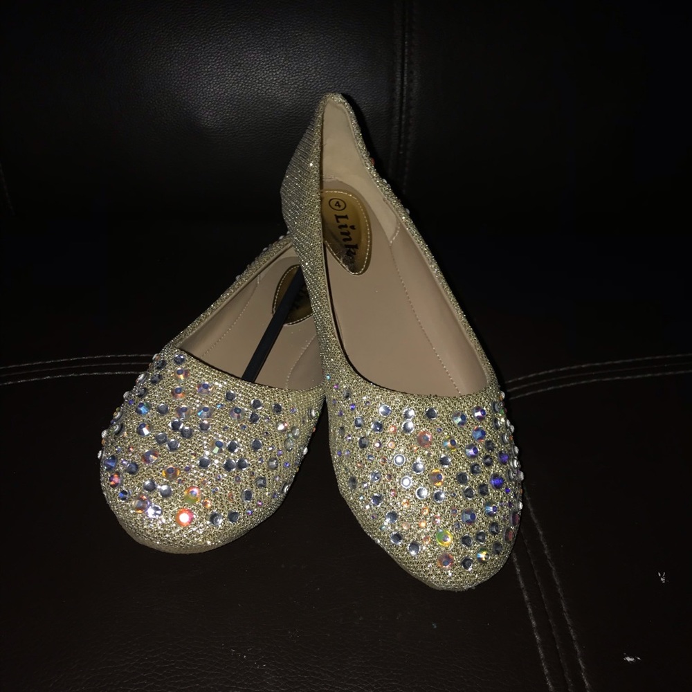 NEW GOLD FLATS